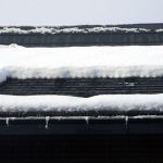 どんな屋根にも設置できる　融雪ネット