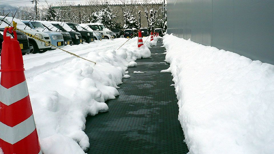 融雪マットの融雪状況