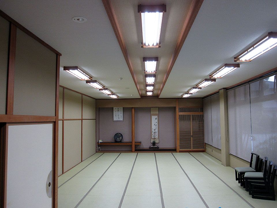 湯神子温泉にLED照明を導入しました。